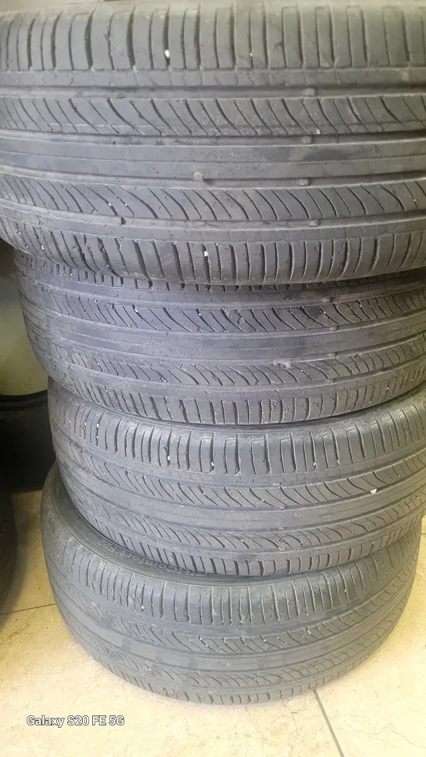 ۴حلقه لاستیک جی تی چینی ۲۰۵/۵۵/R17|قطعات یدکی و لوازم جانبی|بومهن, |دیوار