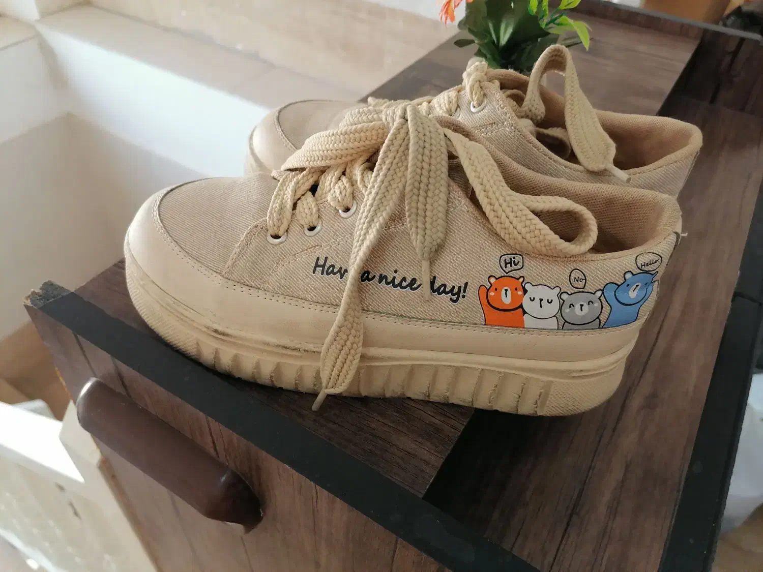 کفش|کفش و لباس بچه|قم, دانشگاه قم|دیوار