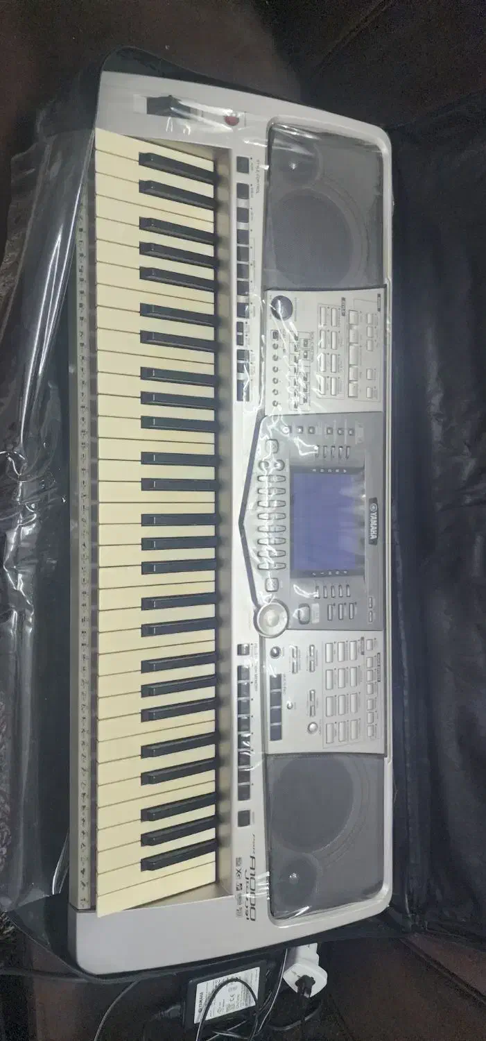 ارگ یاماها a1000 در حد آک|پیانو، کیبورد، آکاردئون|یزد, |دیوار