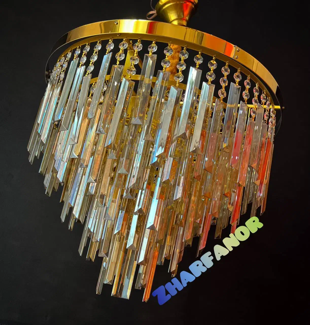 لوستر آوان|لوستر و چراغ آویز|اصفهان, کوجان|دیوار