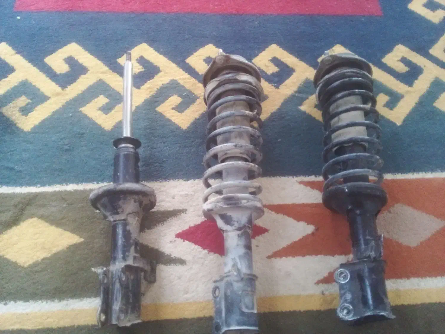 کمک فنر پراید دست دو|قطعات یدکی و لوازم جانبی|شیراز, محمودآباد|دیوار