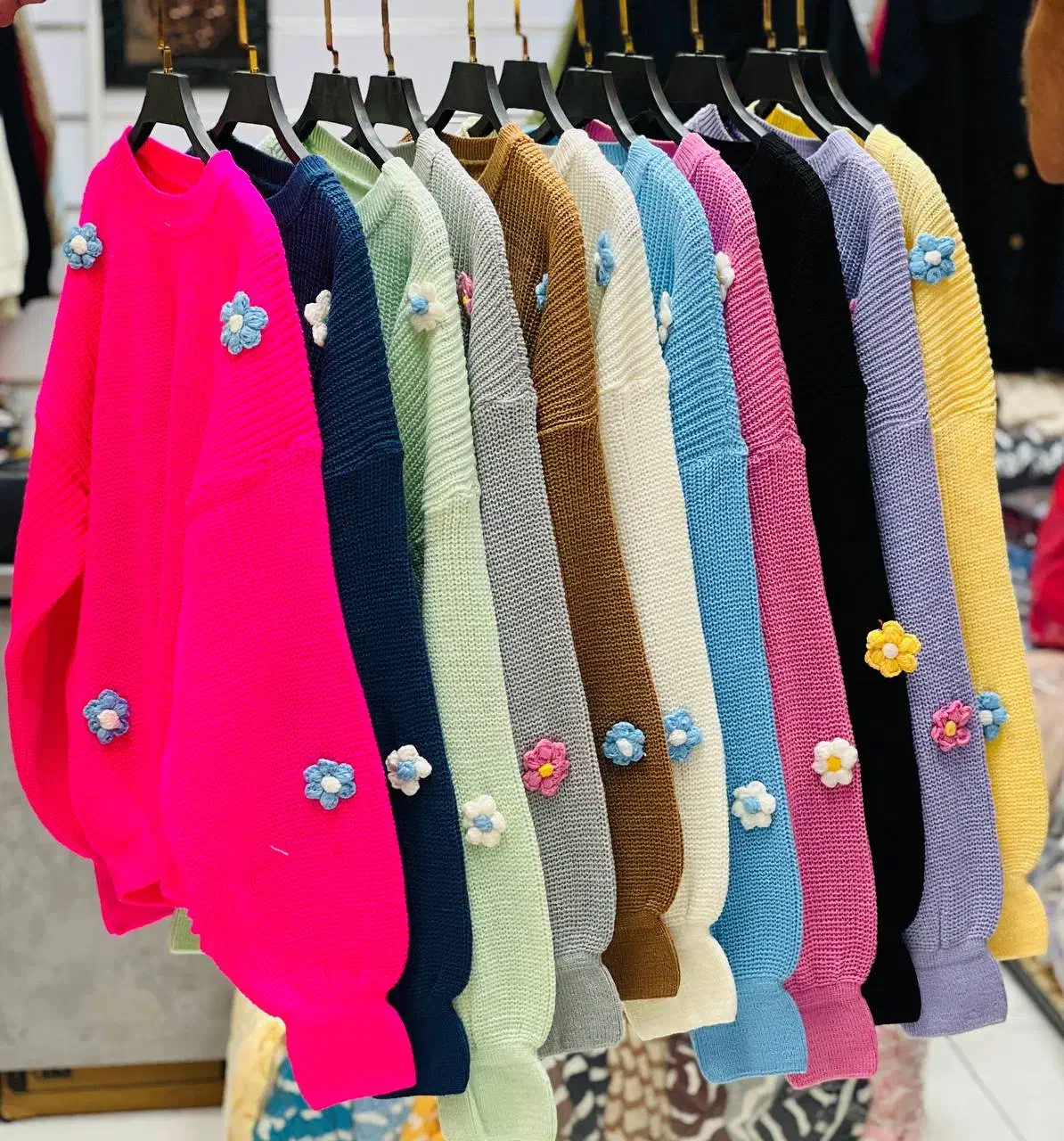 انواع لباس زنانه تخفیف فقط تا پایان امشب|لباس|نیشابور, محله میدان باغات|دیوار