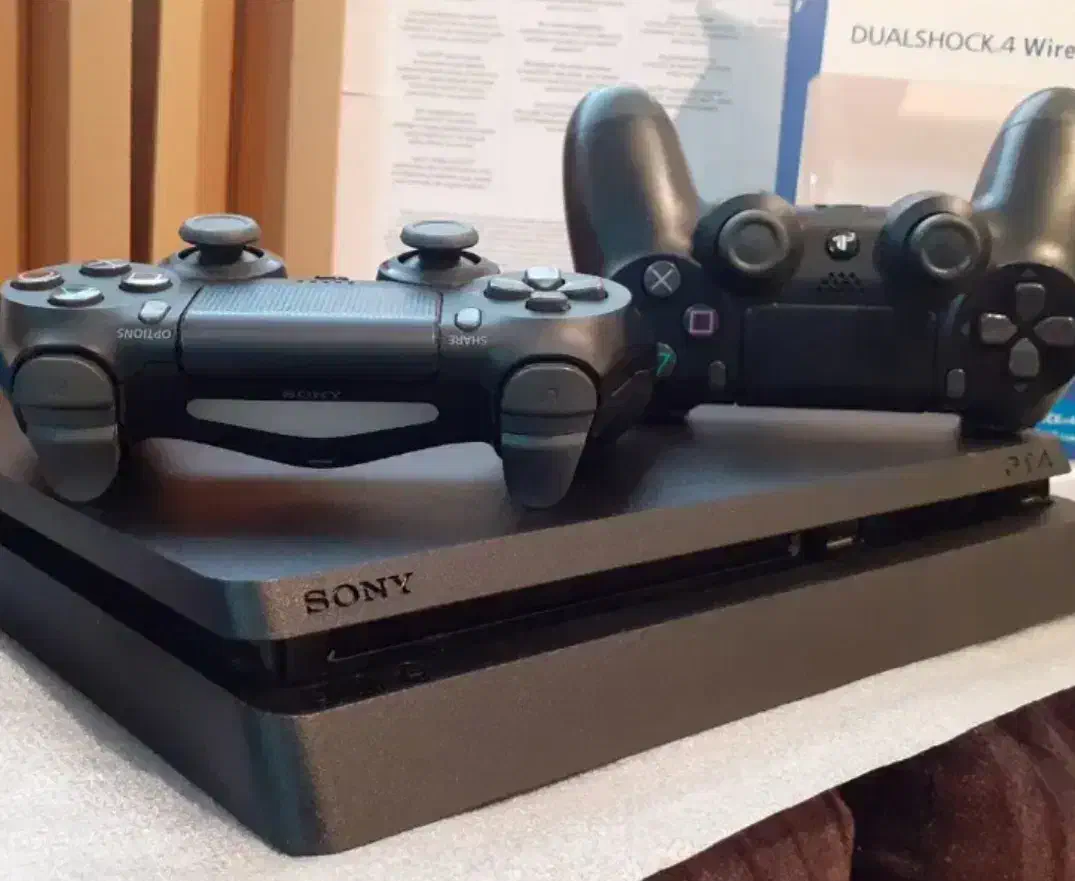 پی اس فور اسلیم ۵۰۰گیگ|کنسول، بازی ویدئویی و آنلاین|محمدشهر, جعفرآباد|دیوار