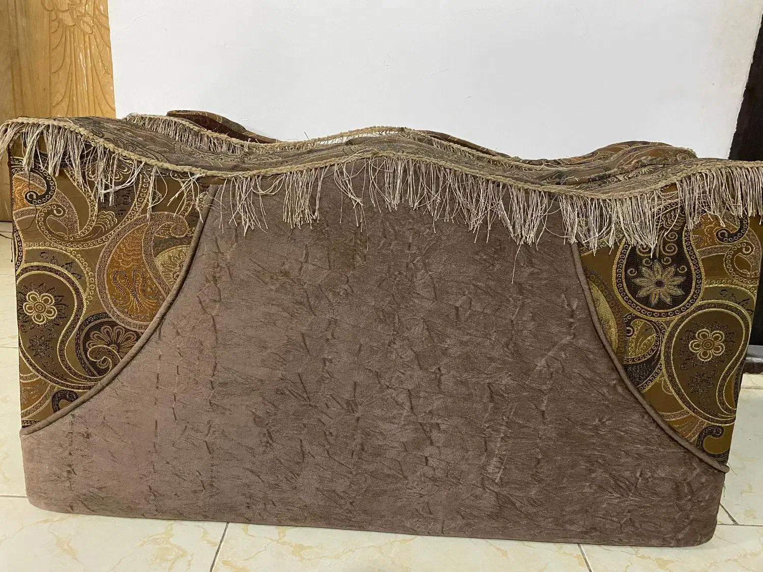 دو جفت پشتی  ۶۰۰ تومن|پشتی|اصفهان, بهارستان|دیوار