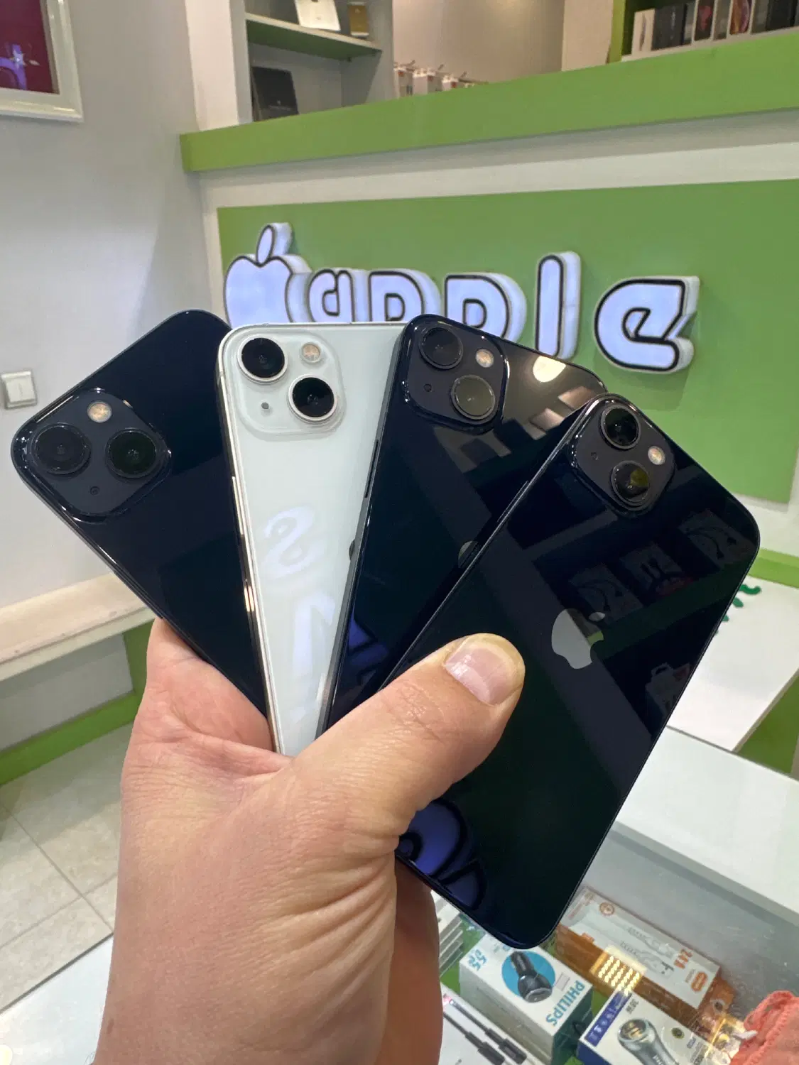 iphone 13 128g/256g|موبایل|اصفهان, باغ نگاره|دیوار
