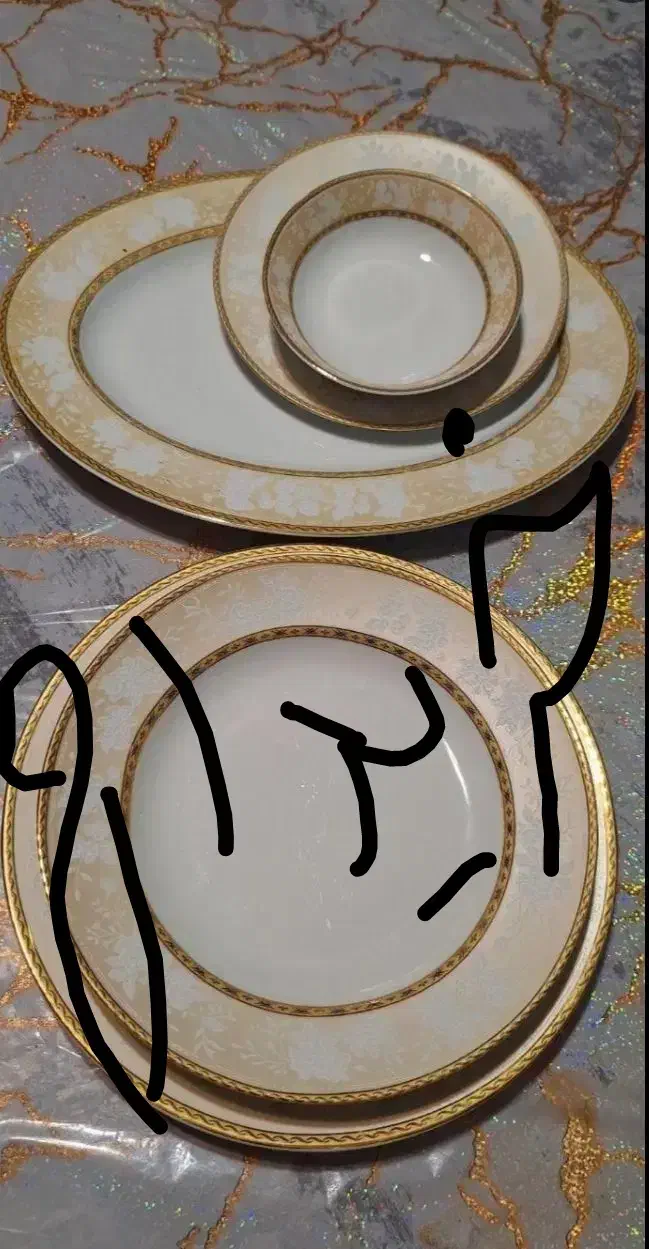 چینی توس|ظروف سرو و پذیرایی|قم, قم نو|دیوار