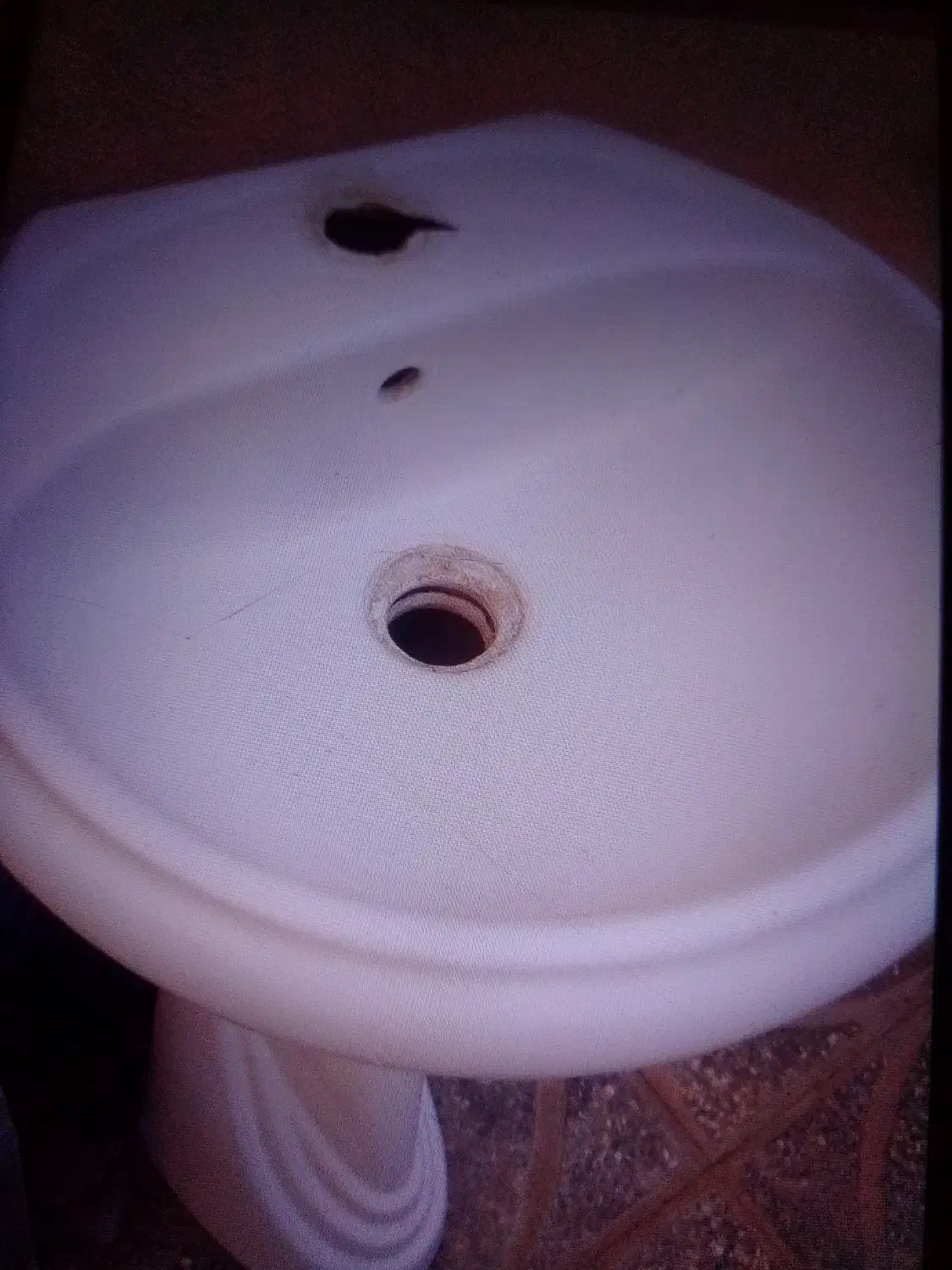 روشویی سالم۵۰۰تومن|لوازم سرویس بهداشتی|ساوه, |دیوار