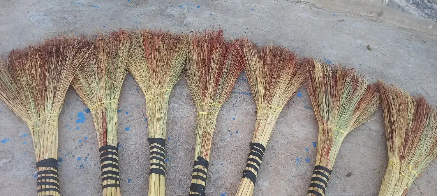 جارو|لوازم نظافت|الشتر, |دیوار