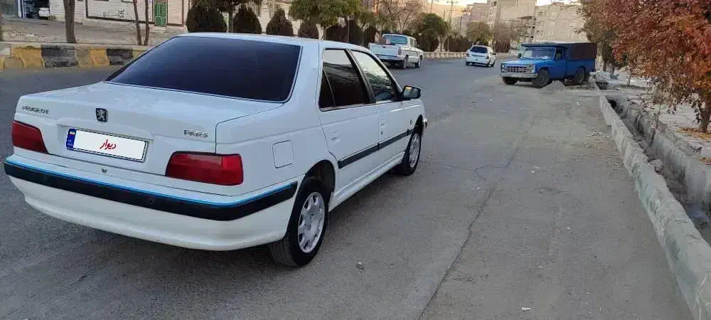 پژو پارس ۱۴۰۰|خودرو سواری و وانت|قروه, |دیوار