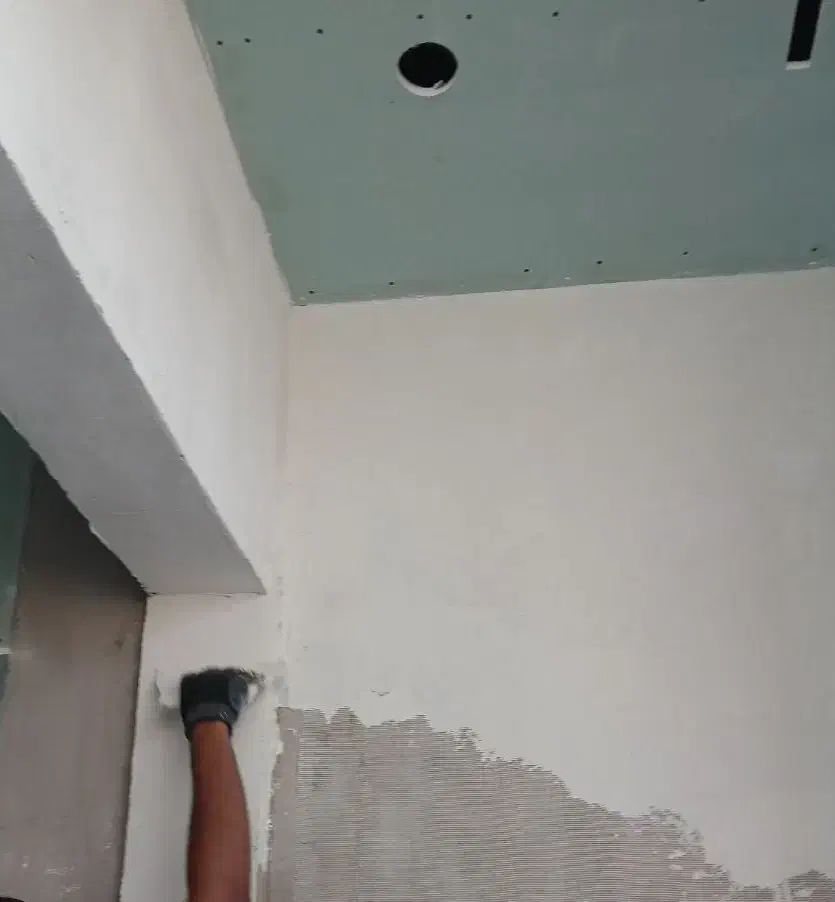 استخدام نیرو بتونه کاری و ماستیک بدون جای خواب|استخدام معماری، عمران و ساختمانی|قشم, |دیوار