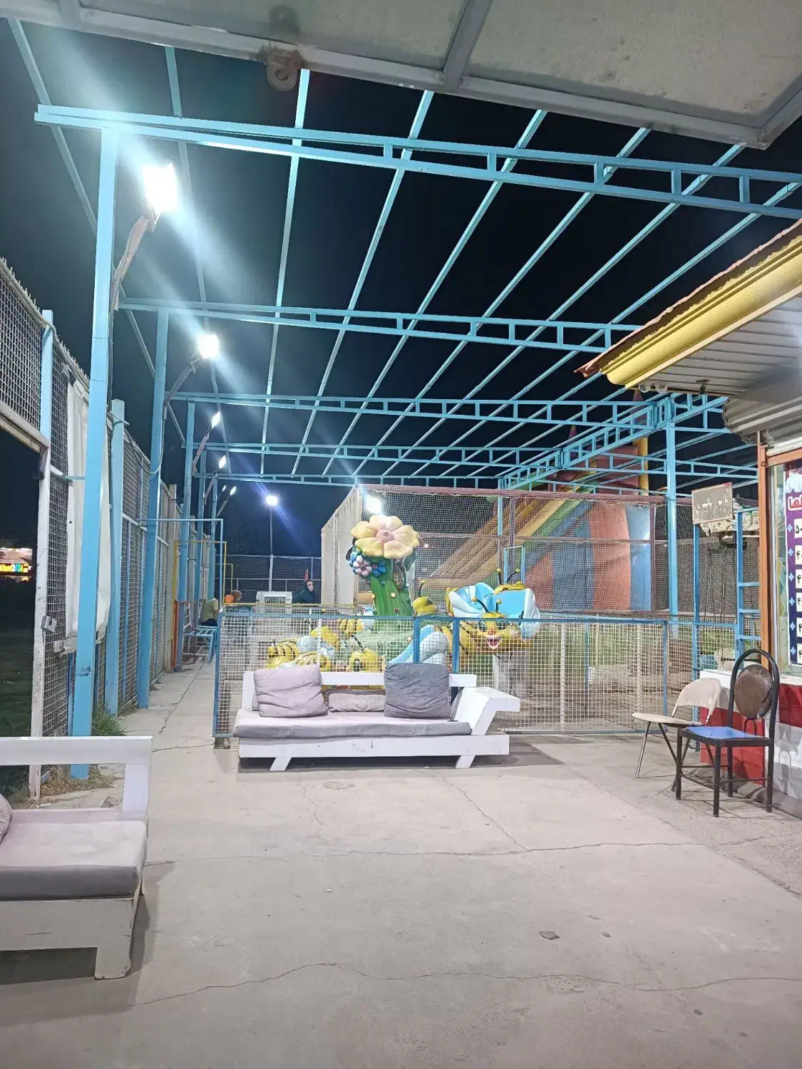 استخدام نیرو آقا در شهربازی|استخدام خدمات فروشگاه و رستوران|اهواز, کوی سعدی|دیوار