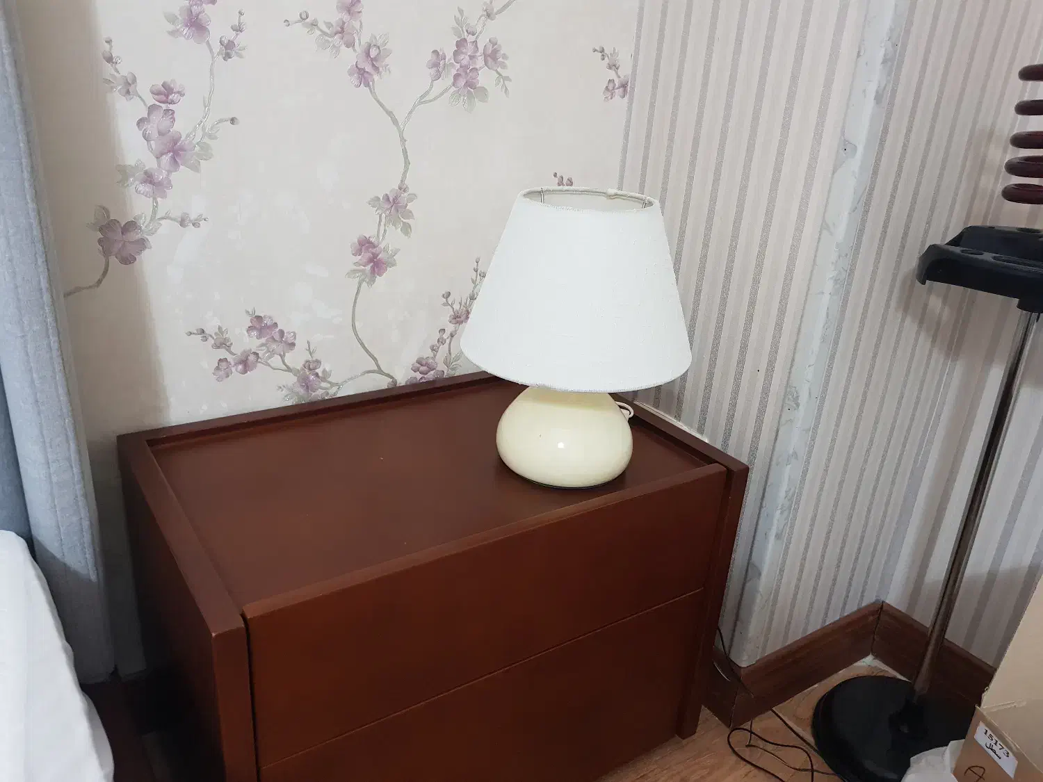 آباژور نو|چراغ خواب و آباژور|کرمانشاه, |دیوار