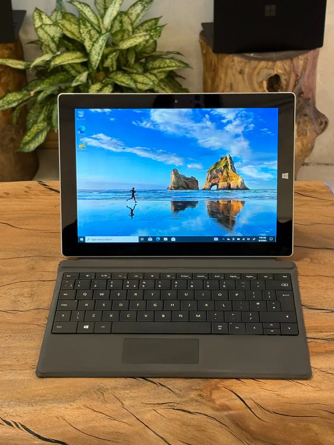 سرفیس 3/پایین ترین قیمت/ بدون خط و خش/۲۰۱۶تولید|رایانه همراه|تهران, فاطمی|دیوار