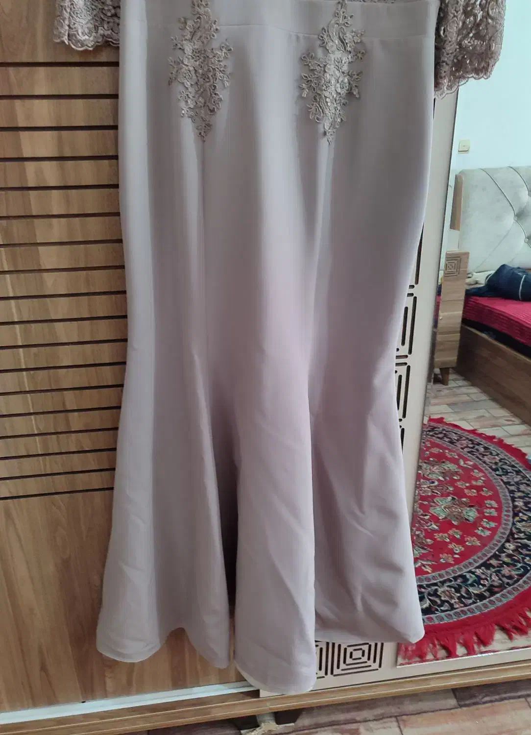 دو عدد لباس مجلسی|لباس|ارومیه, |دیوار