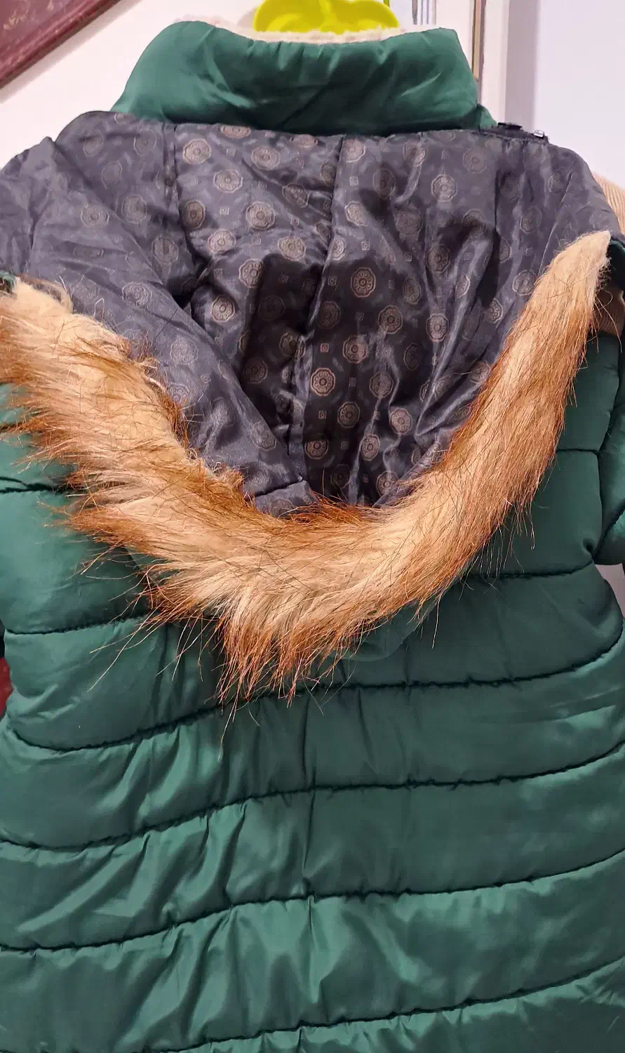 کاپشن خارجی|لباس|رشت, جهاد|دیوار