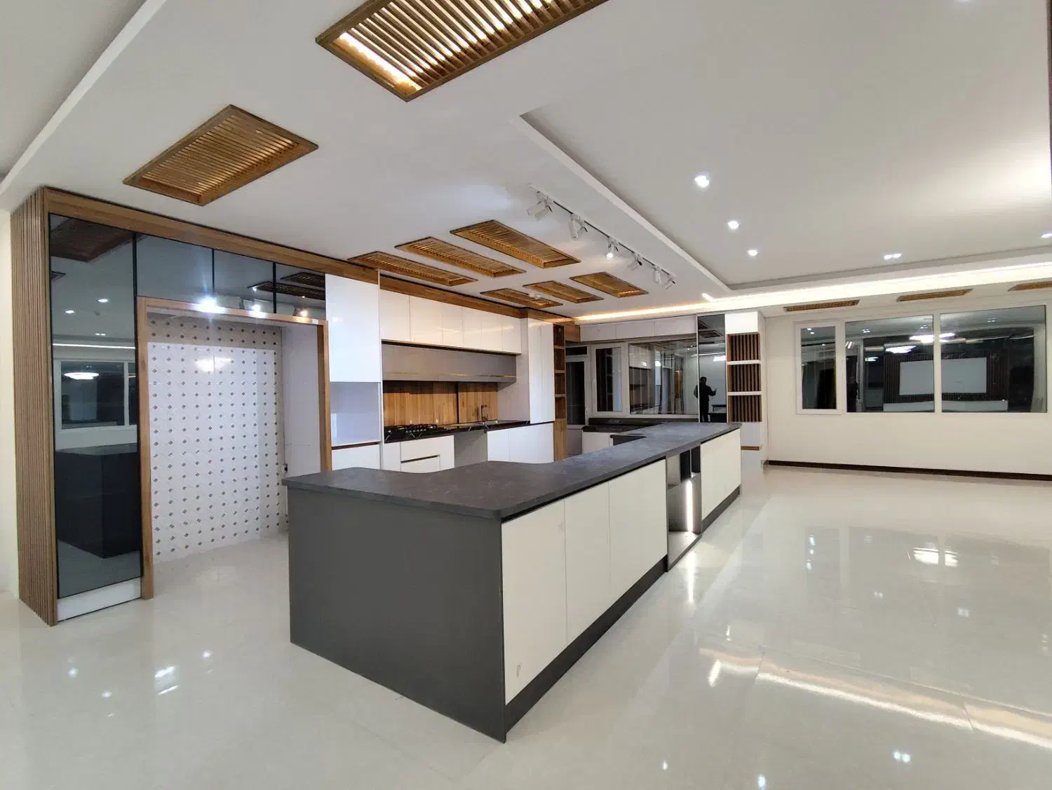 220 متر ، حاشیه پاسداران|اجارهٔ آپارتمان|سبزوار, پاسداران|دیوار