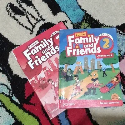 کتاب فمیلی فرندز 2|کتاب و مجله آموزشی|تویسرکان, |دیوار