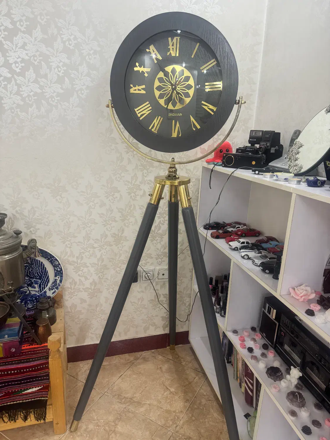 ساعت ایستاده|ساعت دیواری و تزئینی|فردیس, شهرک ۱۱۰|دیوار