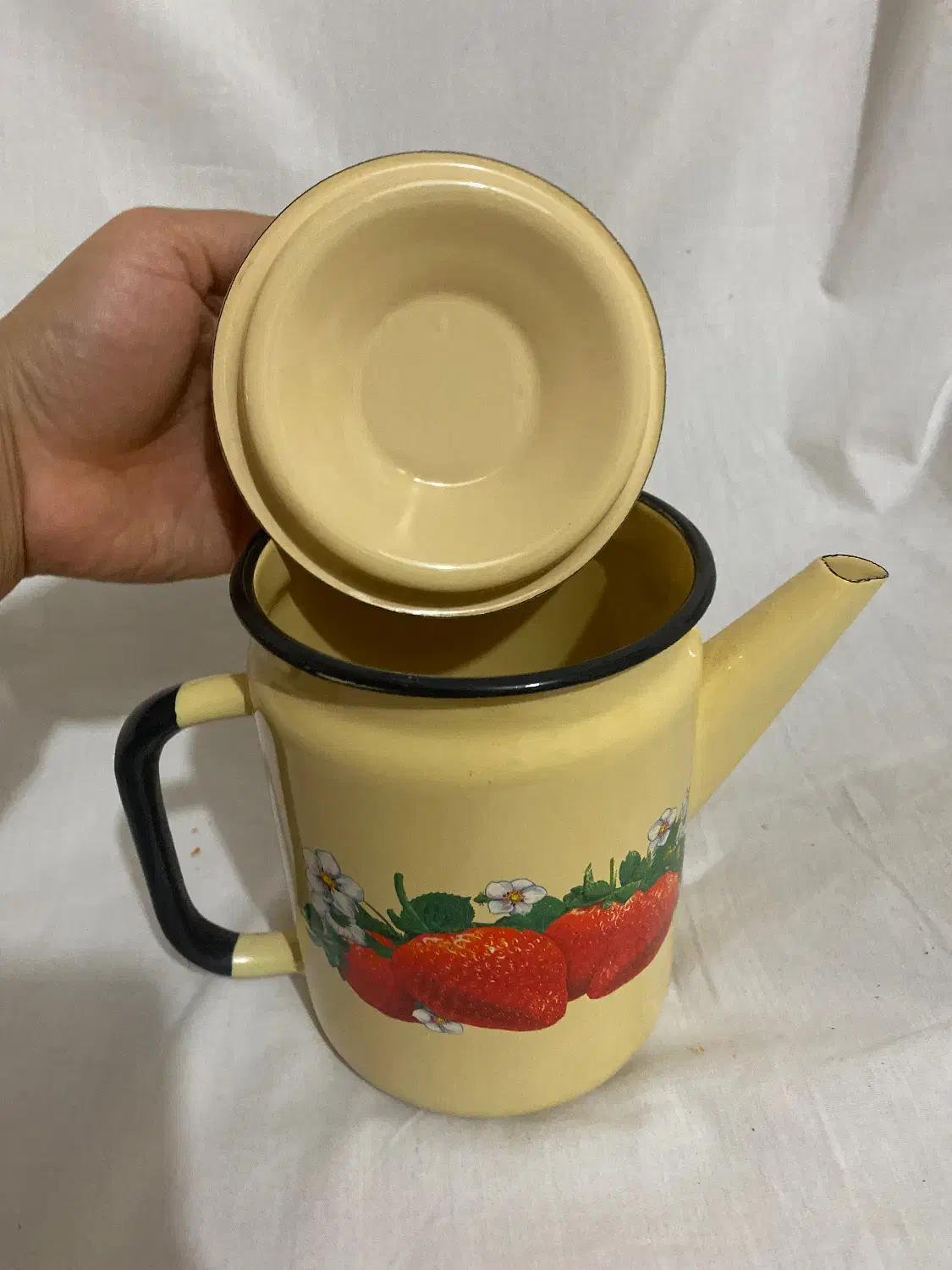 قوری درازلعاب روسی|قوری، کتری، قهوه‌ساز دستی|ساری, |دیوار