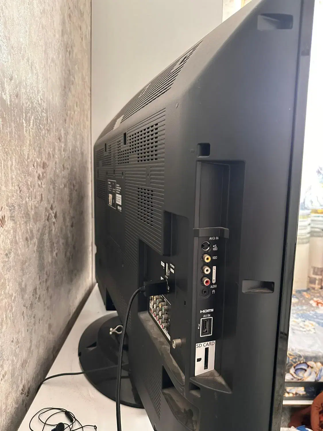 ۲ عدد تلویزون پاناسونیک و سامسونگ|تلویزیون و پروژکتور|اسلامشهر, شهرک مهدیه|دیوار