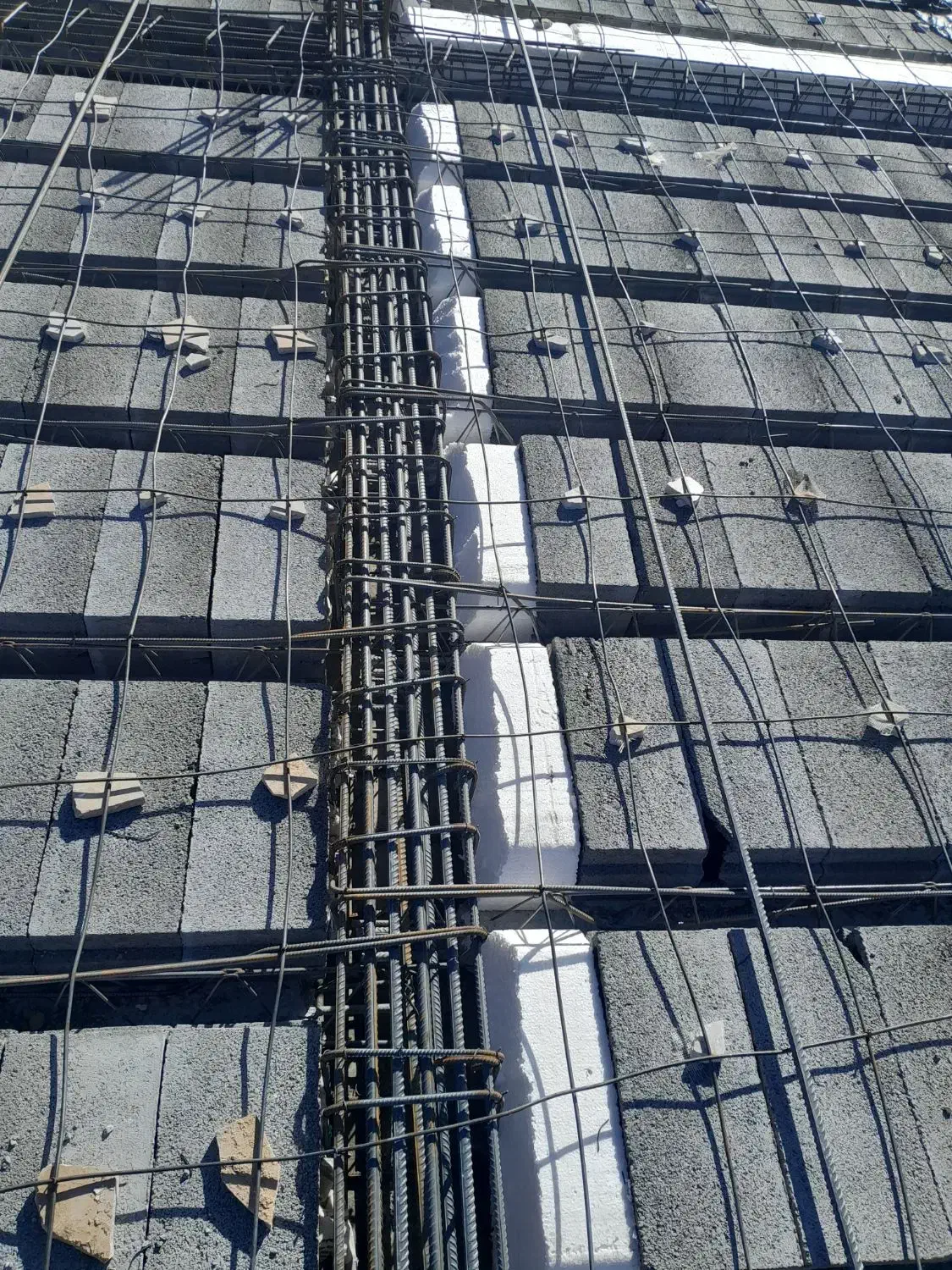 فروش اسکلت در شهرک ۴ پشت پیام نور هر دو واحدش|پیش‌فروش املاک|اقلید, |دیوار