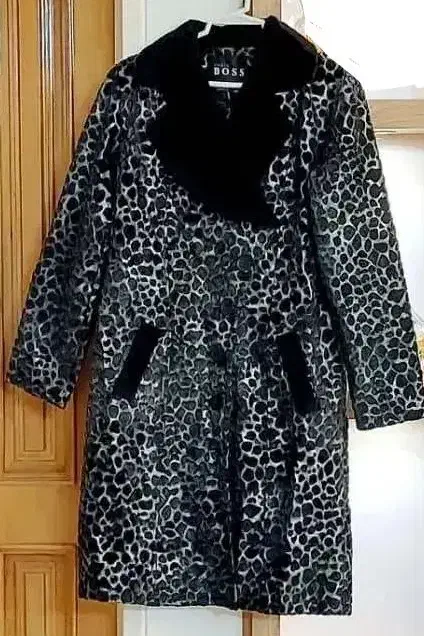 پالتو|لباس|اصفهان, سرچشمه|دیوار