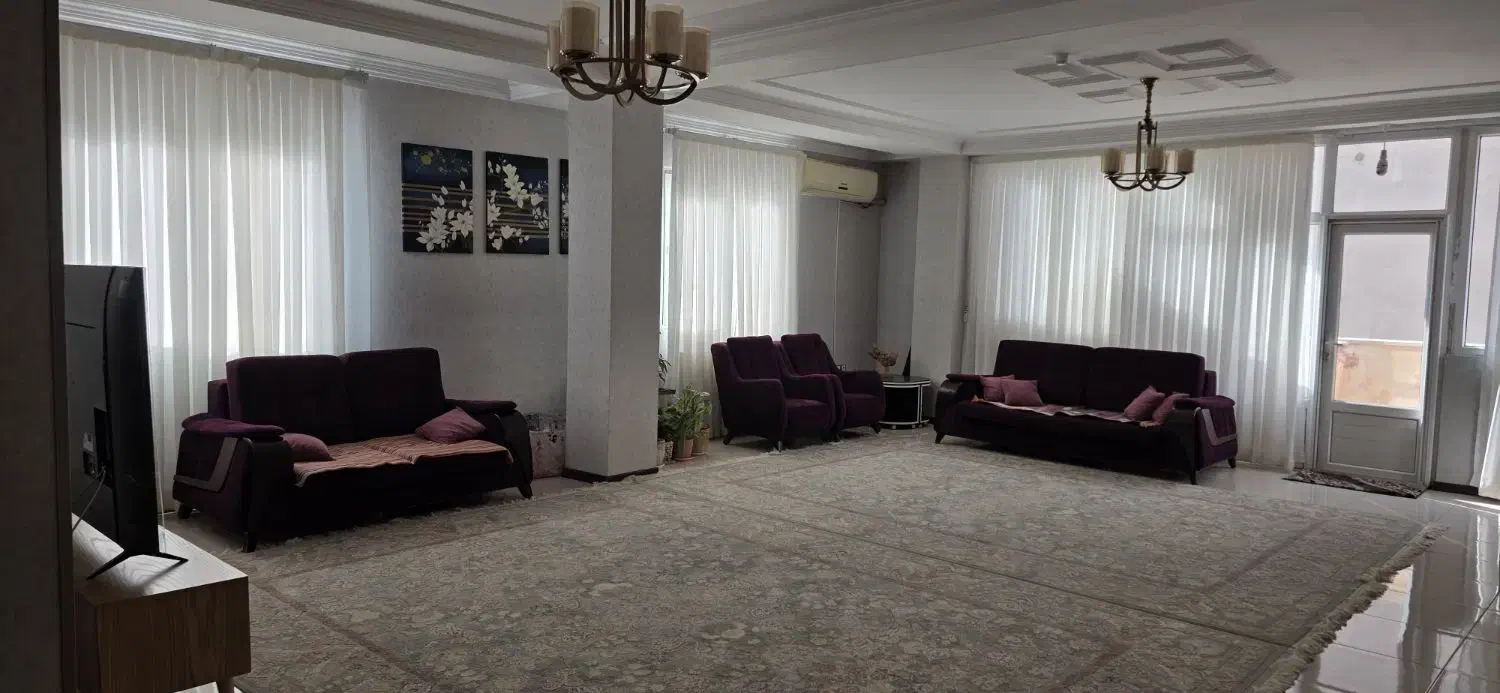 آپارتمان ۱۳۰ متری قیام|فروش آپارتمان|بجنورد, |دیوار