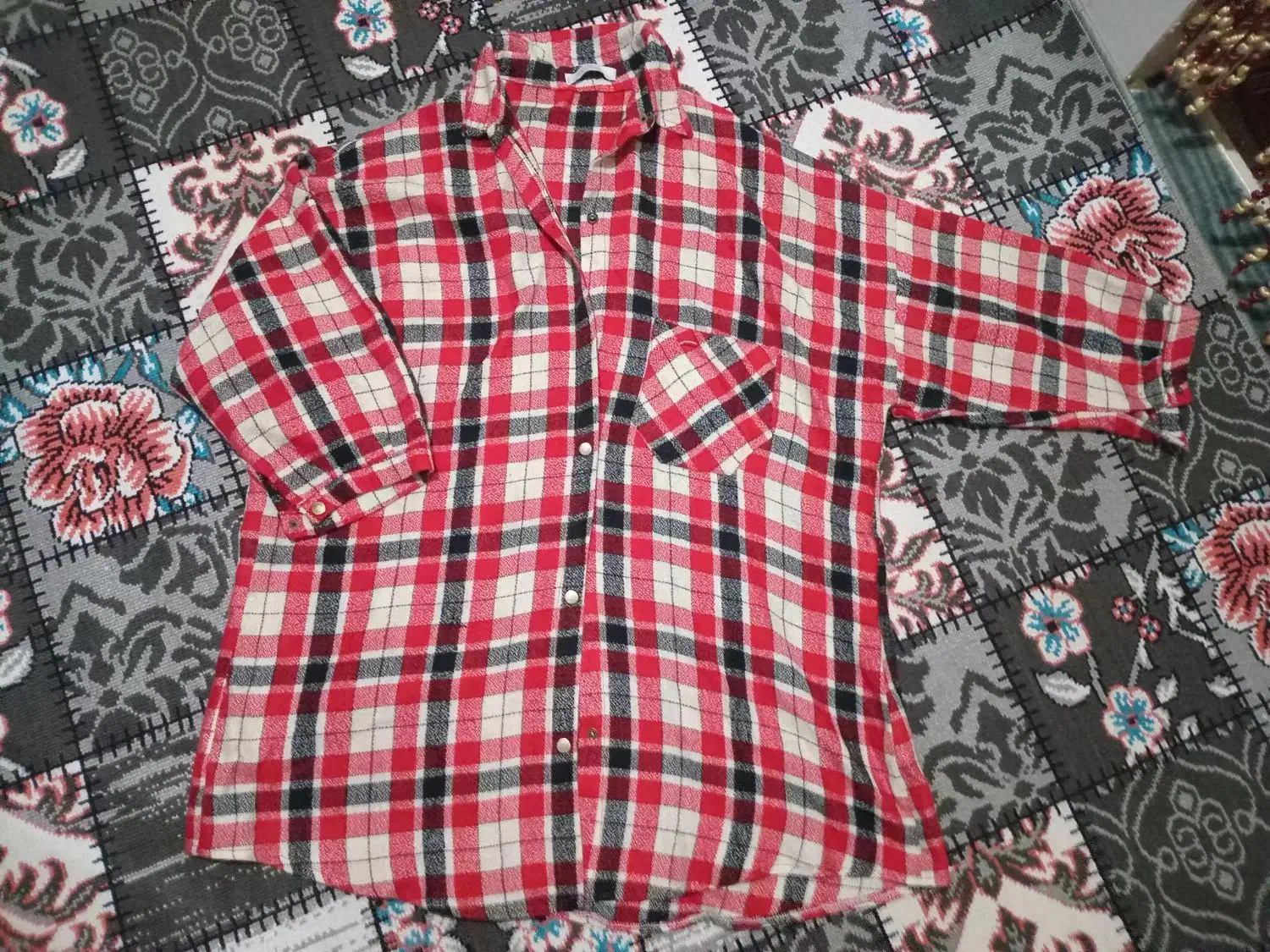 شومیز|لباس|بروجرد, |دیوار