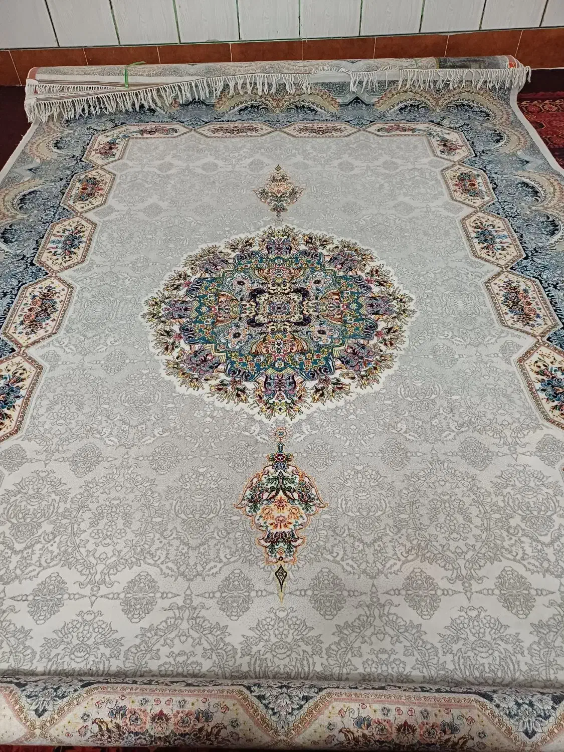 2تخته9متری ویه6متری یه شکل ویه رنگ نو700شانه واقعی|فرش|ورامین, شهرک مدرس|دیوار