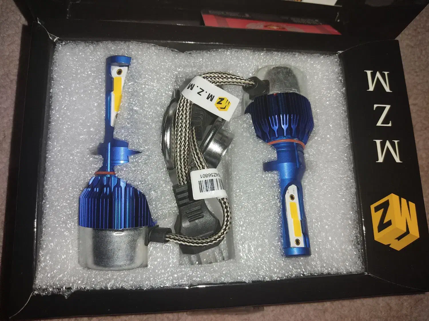 هدلایتH4 و طاقچه عقب ساینا و روغن موتور ۴۰ـ۱۰|قطعات یدکی و لوازم جانبی|کرج, خرمدشت|دیوار