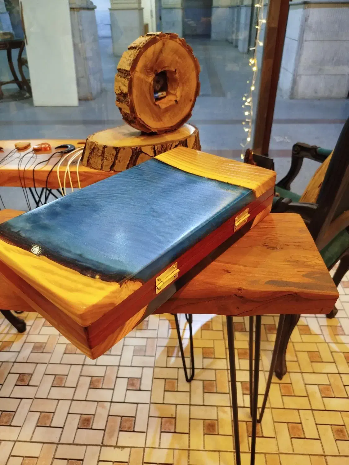 تخته نرد|کلکسیون و سرگرمی|اندیشه, اندیشه فاز ۴|دیوار