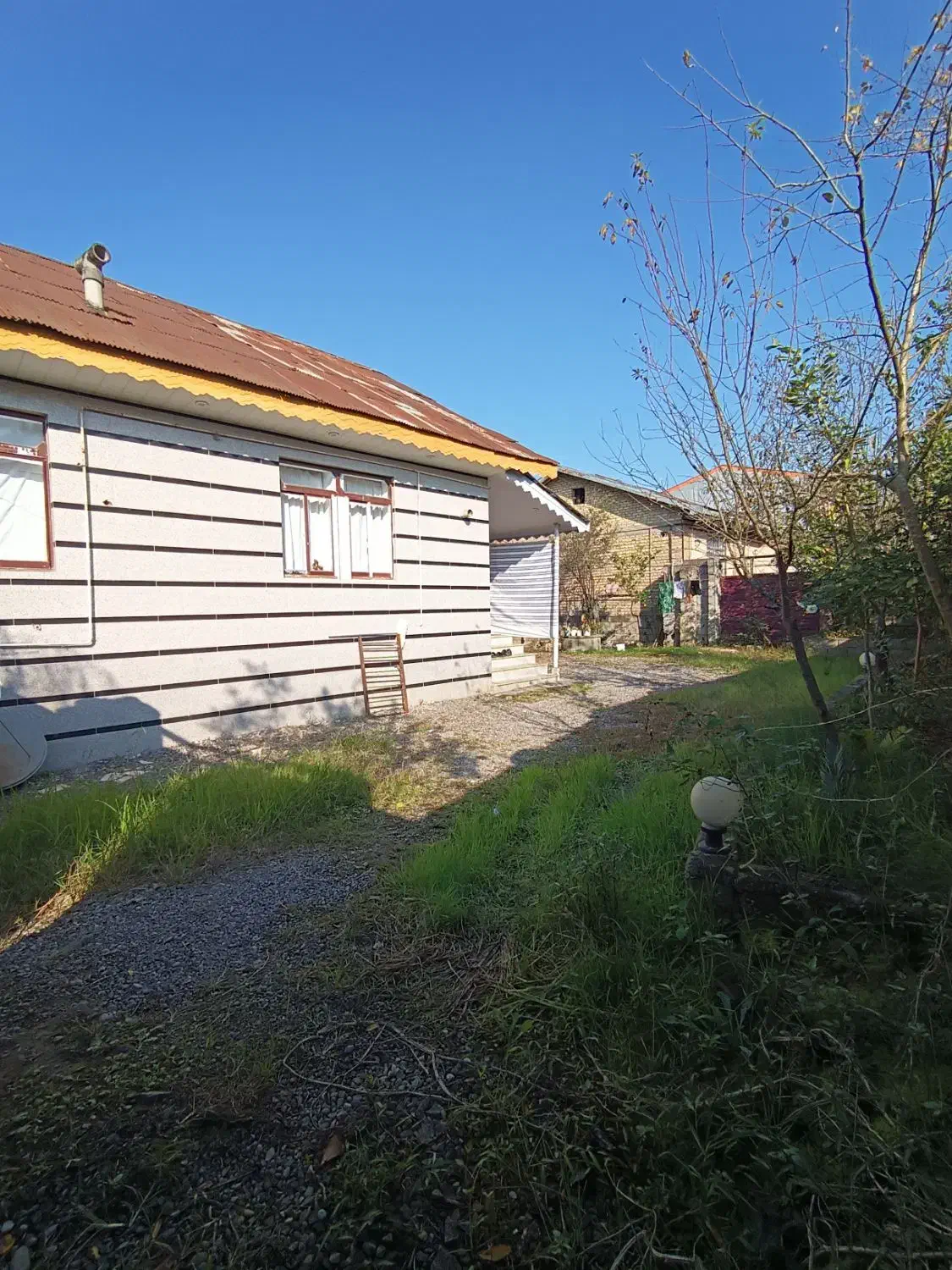 ویلایی ۲۵۰ متری/۸۵ متر بنا/لاهیجان انتها رزمندگان|اجارهٔ خانه و ویلا|لاهیجان, کوی زمانی|دیوار