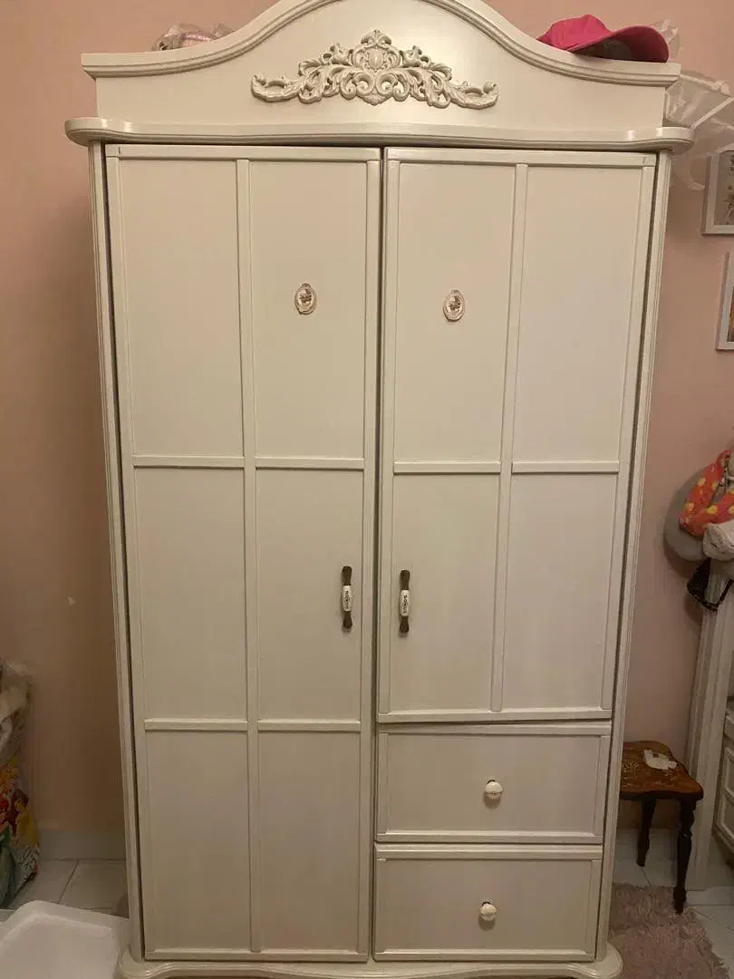 تخت ، کمد ، کمد کتابخانه ای|تخت و سرویس خواب|تبریز, |دیوار