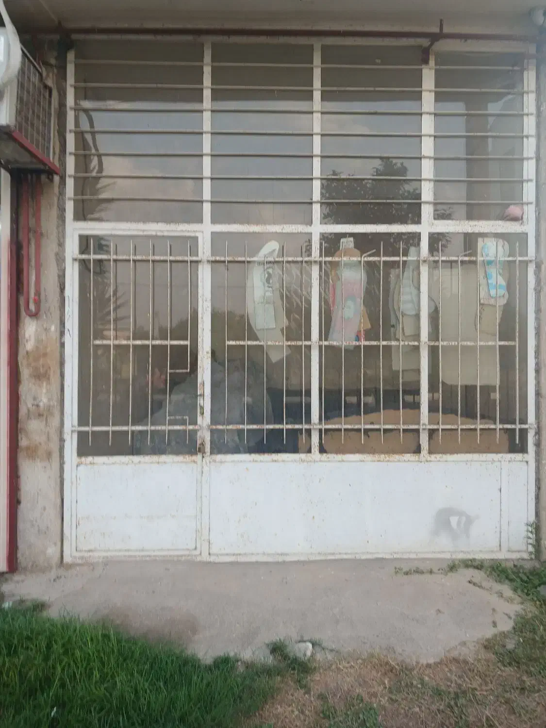 درب آهنی مغازه|مصالح و تجهیزات ساختمان|گوراب زرمیخ, |دیوار