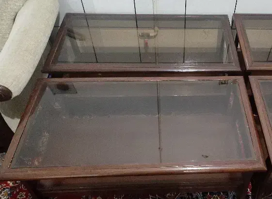 دوعددمیزجلومبلی بزرگ چوب وشیشه|مبلمان خانگی و میز عسلی|نجفآباد, شریعتی غربی|دیوار