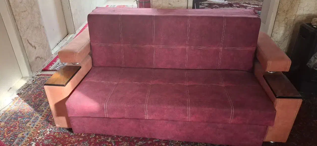 مبل تخت خواب شو|مبلمان خانگی و میز عسلی|یزد, |دیوار