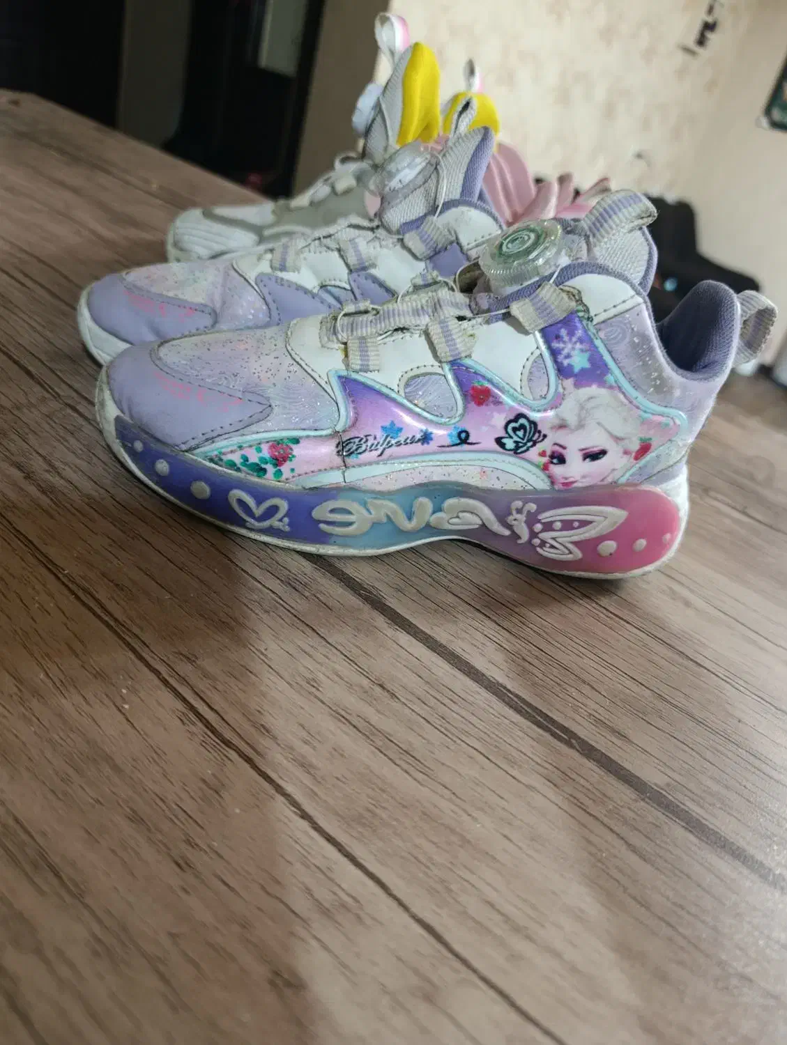 کفش دخترونه سایز35و36|کفش و لباس بچه|کرمان, |دیوار