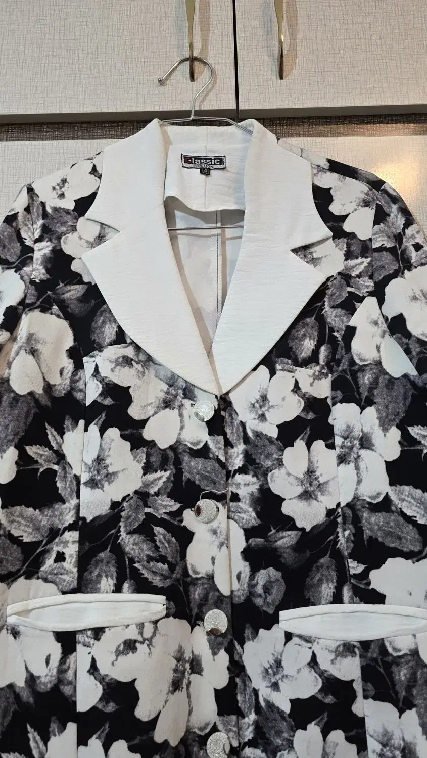 مانتو کتی|لباس|مشهد, کشف|دیوار