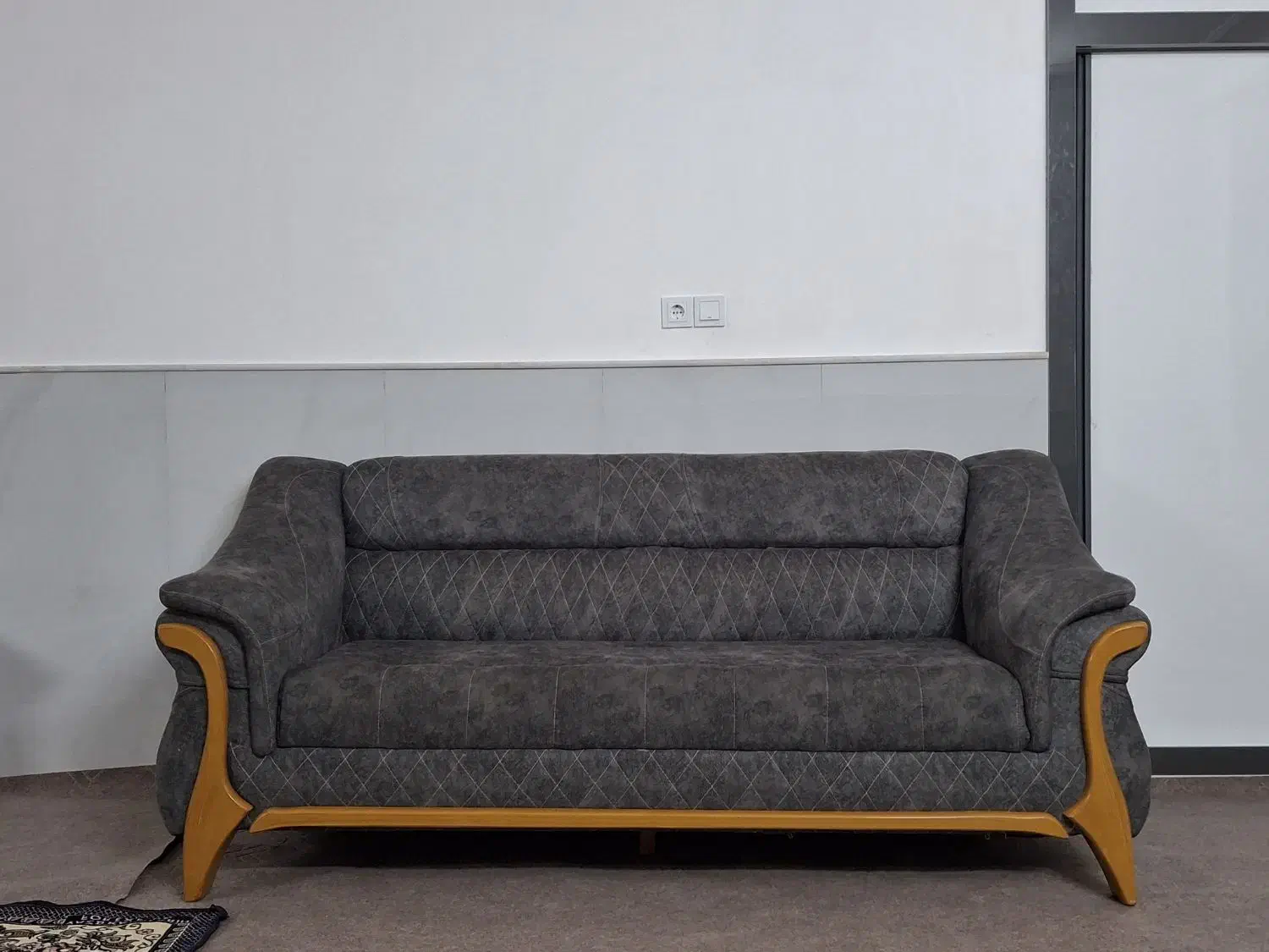 فروش مبل هشت نفره|مبلمان خانگی و میز عسلی|قم, شهر قائم|دیوار