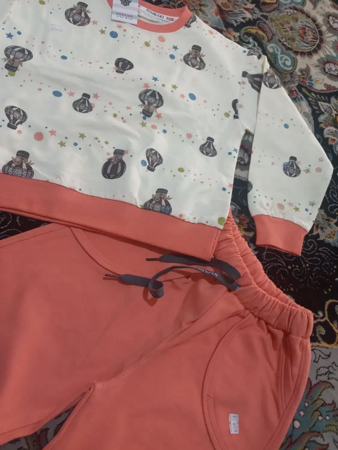 لباس|لباس|گلپایگان, |دیوار