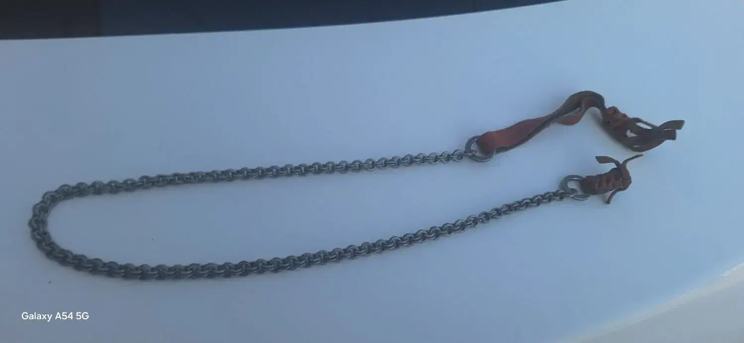 زنجیر یزدی|کلکسیون اشیاء عتیقه|پیر بکران, |دیوار