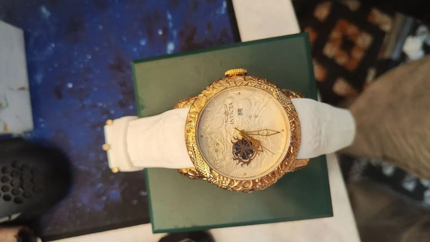 ساعت اینویکتا یاکوزا|ساعت|قائم‌شهر, |دیوار