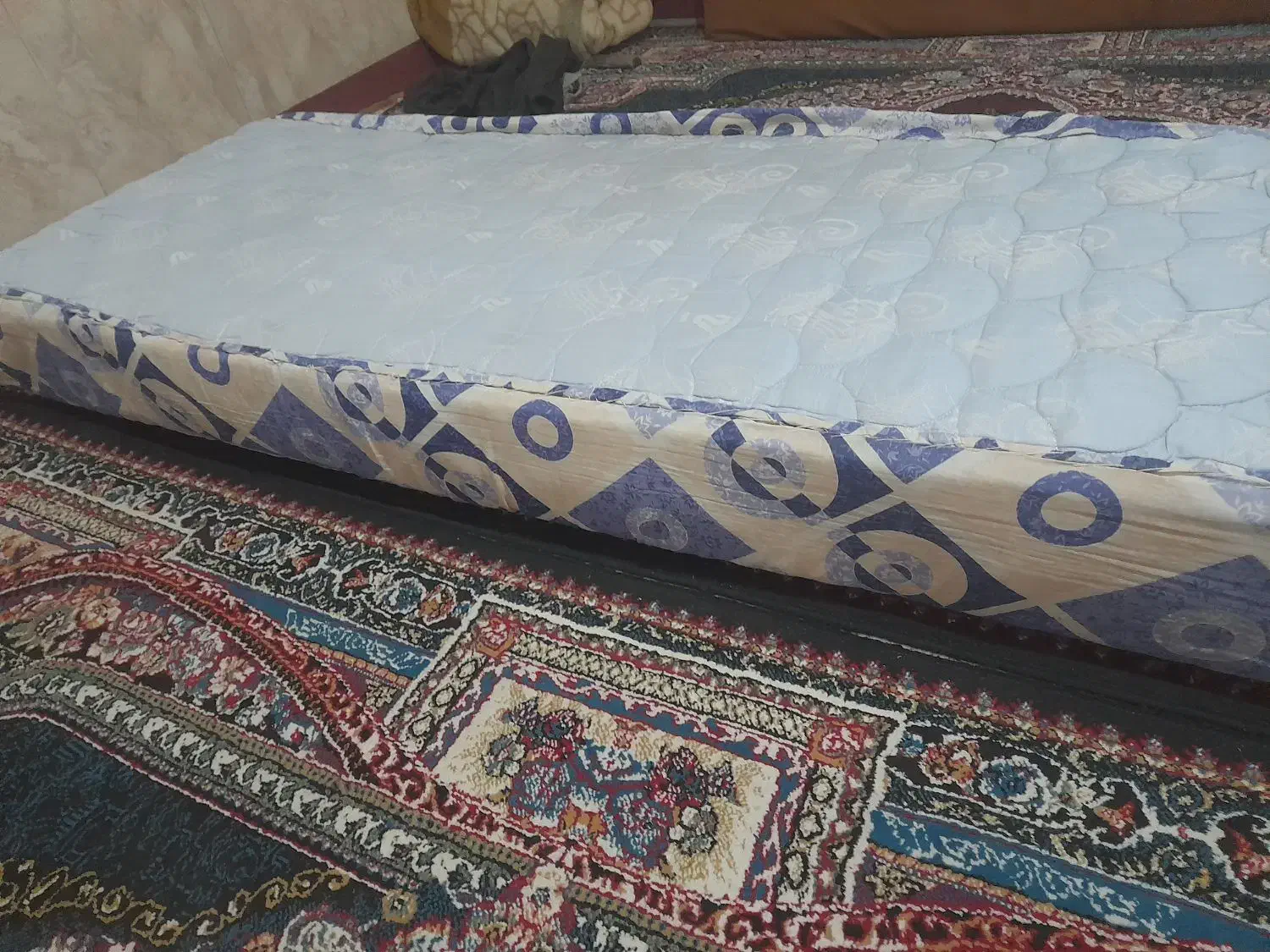 تشک اسفنجی ۱۷۰×۷۰|تشک تختخواب|کرمانشاه, |دیوار