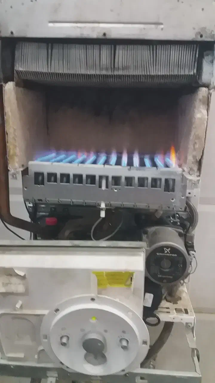 پکیچ|آبگرمکن، پکیج، شوفاژ|کبودرآهنگ, |دیوار