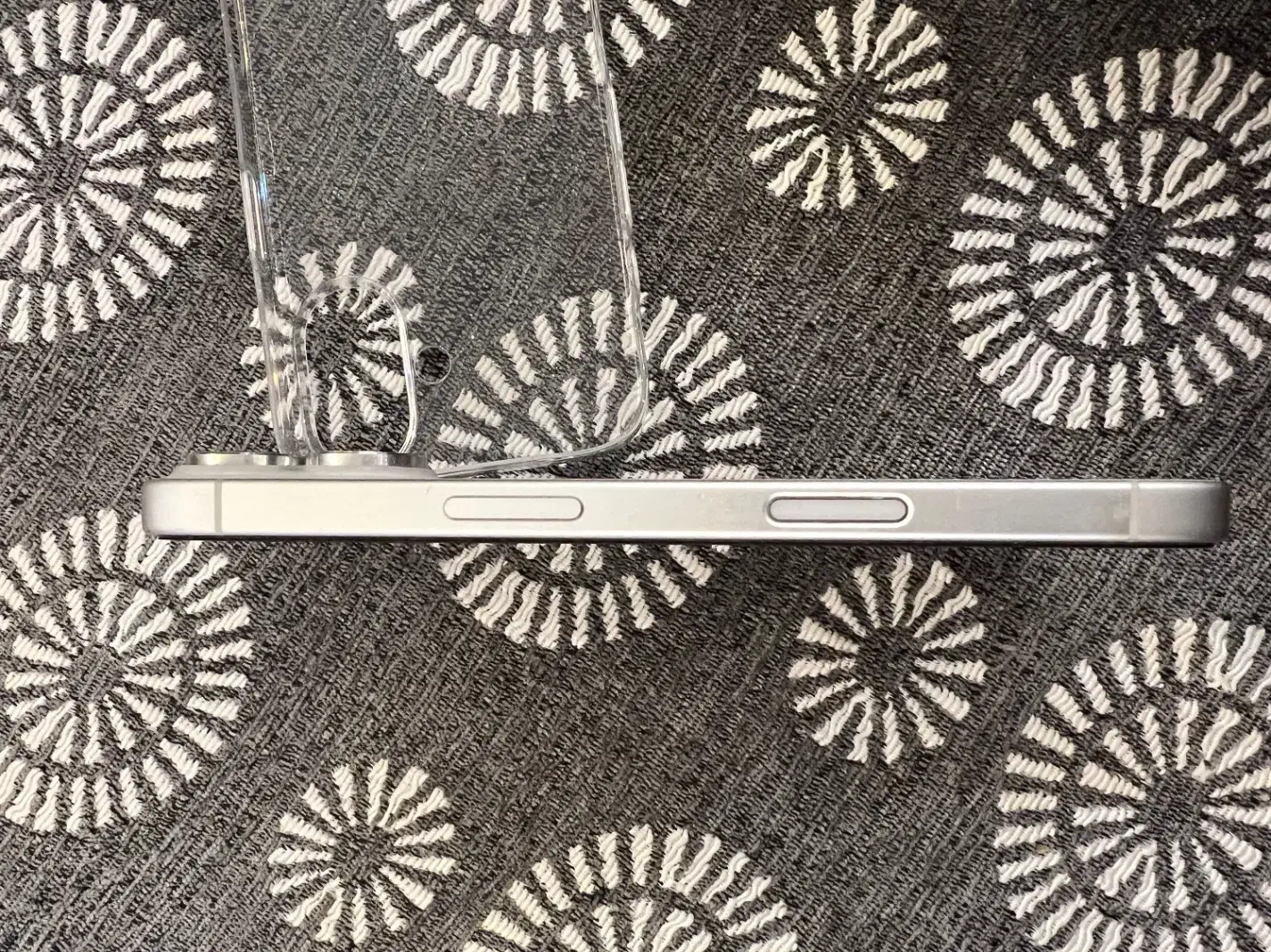 آیفون 16 normal لاکاغذی|موبایل|مشهد, عبادی|دیوار