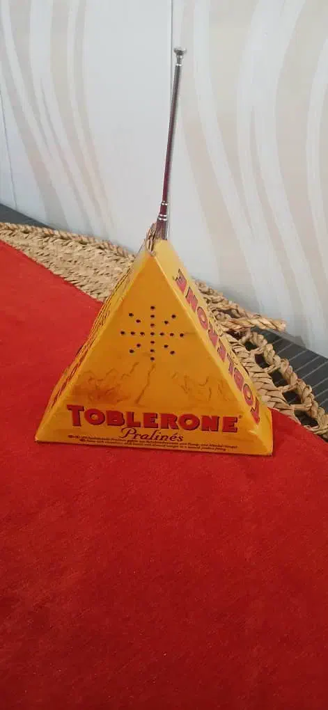 رادیو قدیمی تبلیغ شکلات ToBlERONE|کلکسیون اشیاء عتیقه|احمدسرگوراب, |دیوار