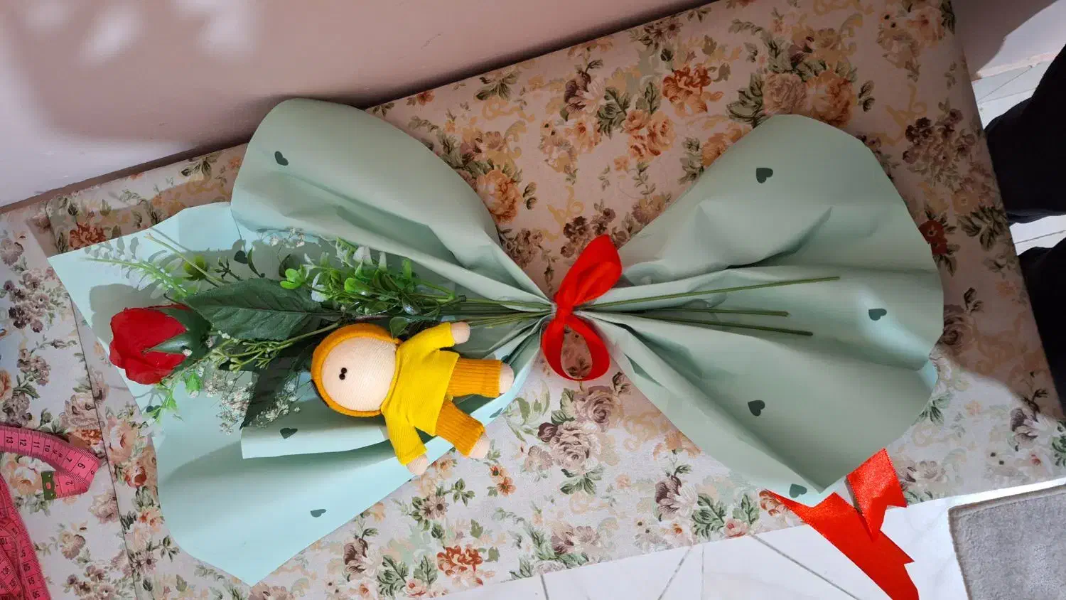 گل مصنوعی|گل مصنوعی|بروجرد, |دیوار