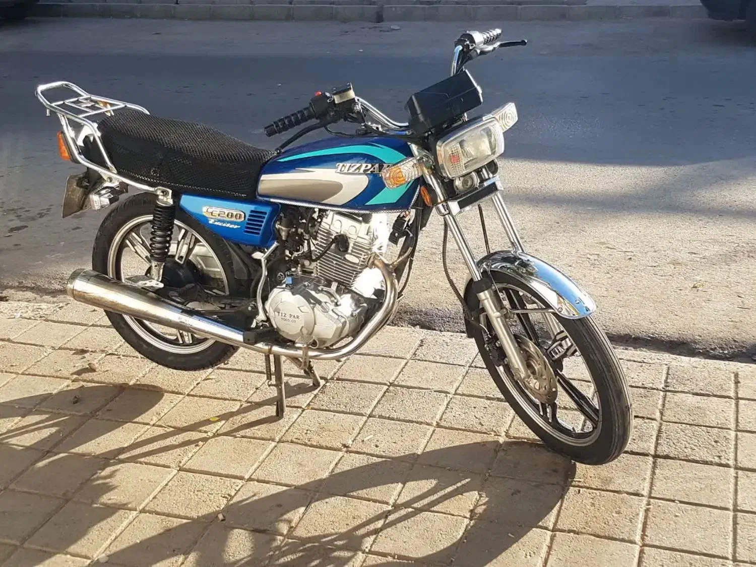 تیزپرتوس۲۰۰درحد|موتورسیکلت|مشهد, نیزه|دیوار