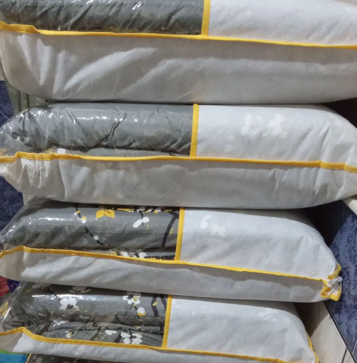 تشک مهمان|رختخواب، بالش، پتو|ساوه, |دیوار