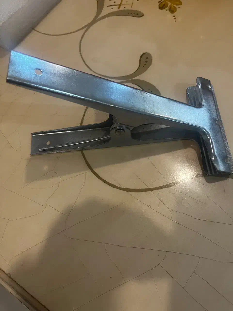 گیره نگه دارنده|ابزارآلات|قم, انسجام|دیوار